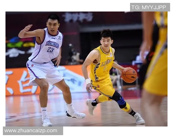 孙铭徽的篮球之路:从青涩少年到CBA明星的成长历程与奋斗故事 孙铭徽的篮球之路:从青涩少年到CBA明星的成长历程与奋斗故事